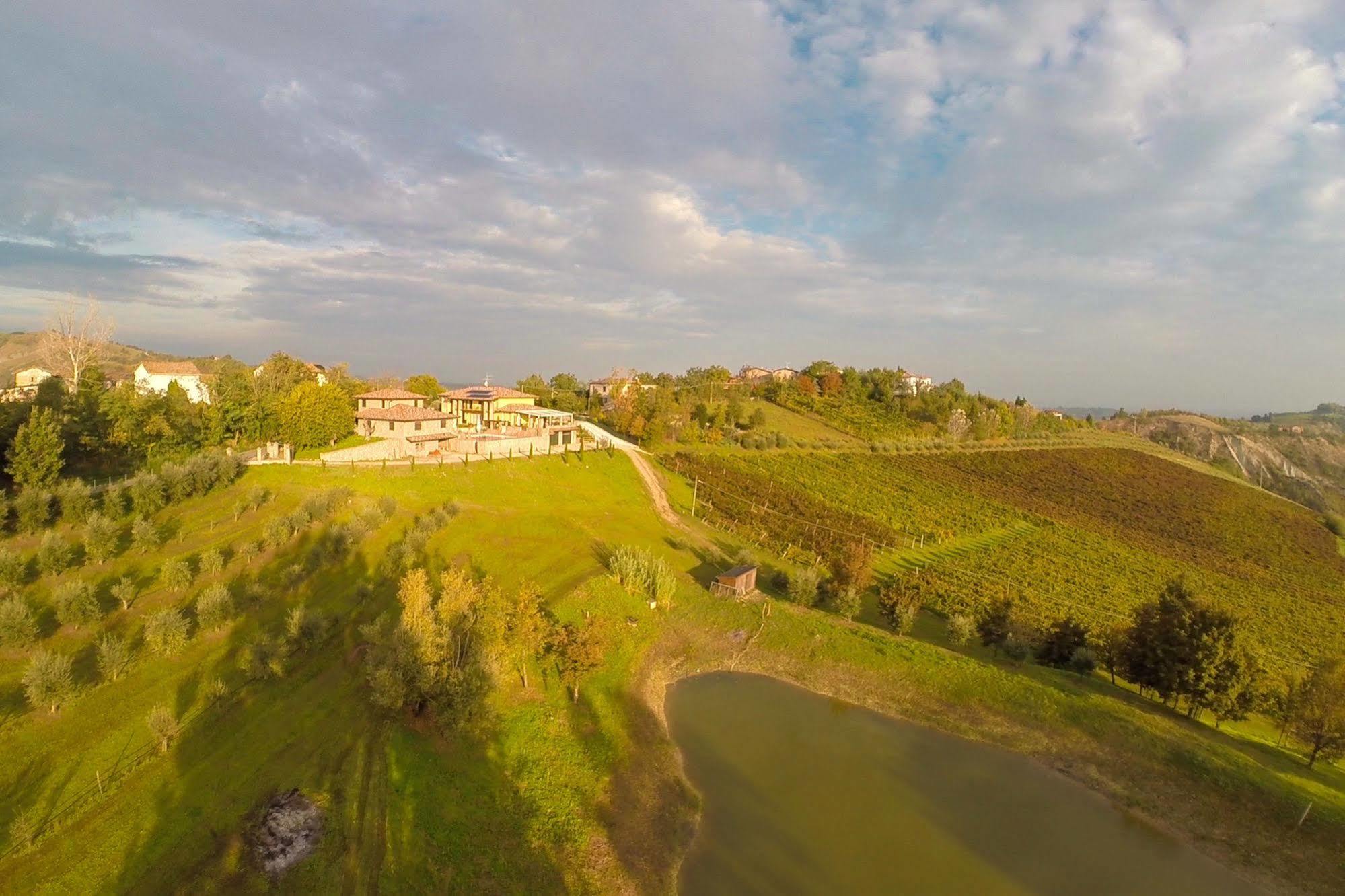 Alloggio per agricurismo agriturismo Acetaaia Sereni公司